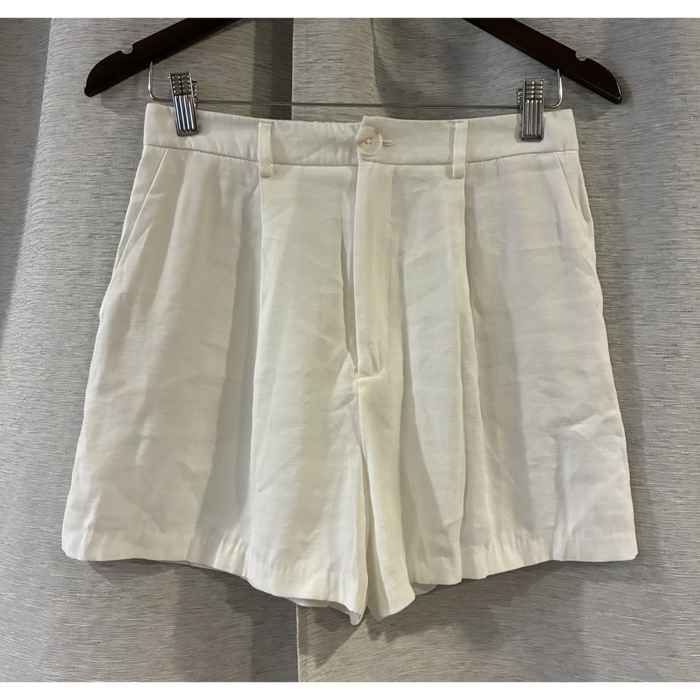 Stradivarius High Waisted Pleated Shorts White Size 6 Nautical Office
